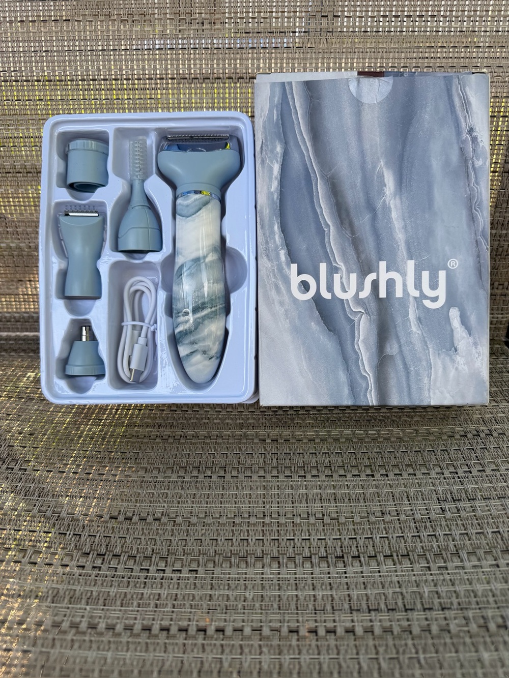 Blushly 5-in-1 Rechargeable Facial Hair Remover & Grooming Kit